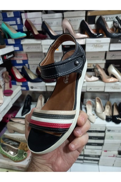 ClassyMen Ayakdaş Women's Flat Thick Rubber Sole Black Colored Sandals