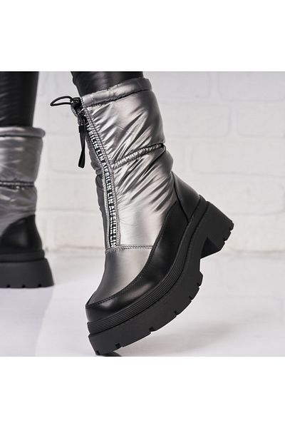 Joana Dalynn Women's Short Bronze Boots Made of Eco-Leather