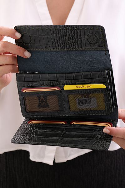 Craftique Genuine Leather Dark Green Luxury Crocodile Patterned Women's Handbag Portfolio Wallet Quality Elegant Stylish Design