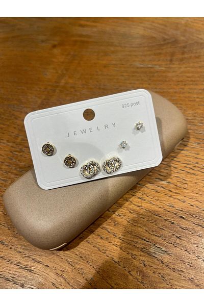 AURA Multiple Earrings 6 Pcs Gold Brand Model