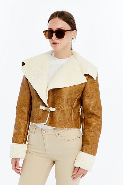 CHOS7N Women's Oversize Leather Coat Fur Jacket Niche Compact Design Casual Sports Look
