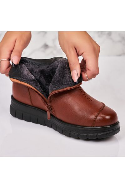 Joana Women's Brown Fur-lined Boots Made of Eco-Leather Brynley