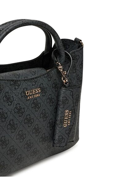 Guess Brenton Sml Girlfriend