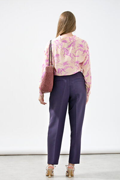 LA PANTE Передня частина з плісированою спинкою, кишені з плоским дном, ткані штани до щиколоток