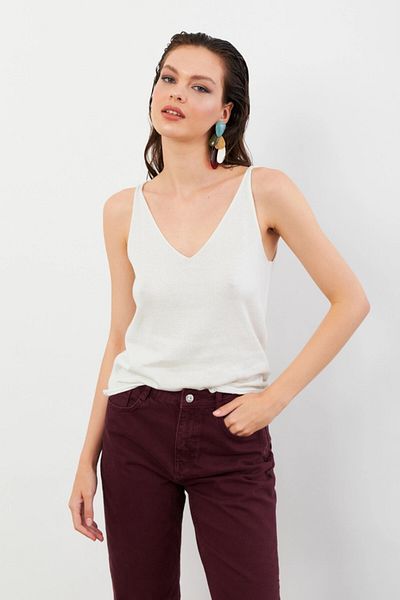 Cool & Sexy Women's Ecru V-Neck Knitwear Blouse Kz546