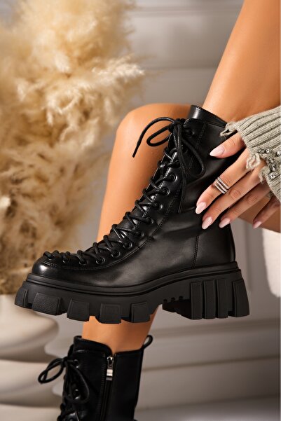 Joana Γυναικείες μαύρες μπότες με επένδυση από γούνα από τεχνητό δέρμα Pragya