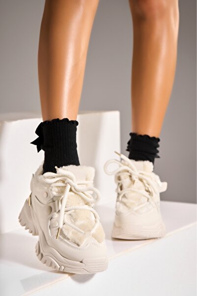 Joana Γυναικείες μπεζ μπότες με επένδυση γούνας από οικολογικό δέρμα Ezmae