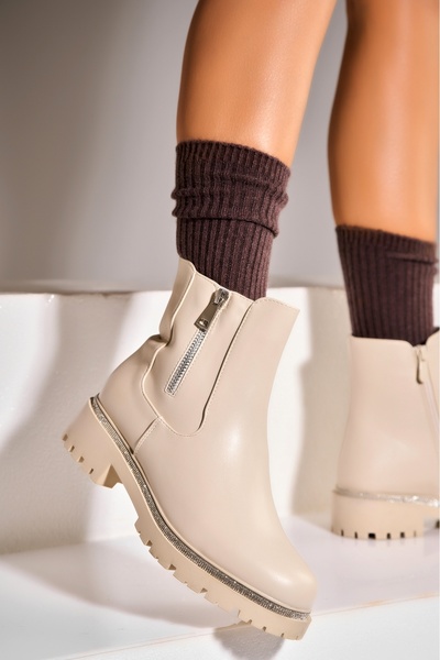 Joana Γυναικείες μπεζ μπότες με επένδυση γούνας από οικολογικό δέρμα εξωτερικά