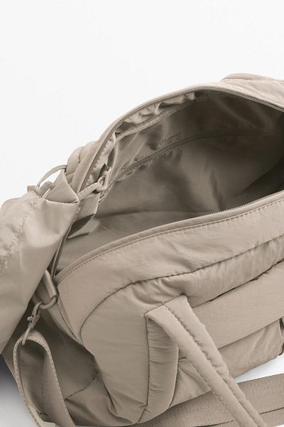 Oysho Padded technical sports bag