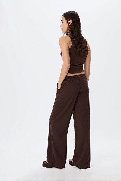 Stradivarius Dökümlü uzun, günlük pantolon