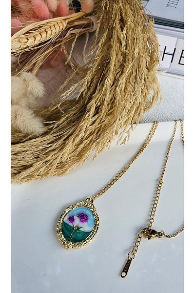 My Life Accessory Vintage Floral Patterned Enamel Steel Necklace Timeless Elegance