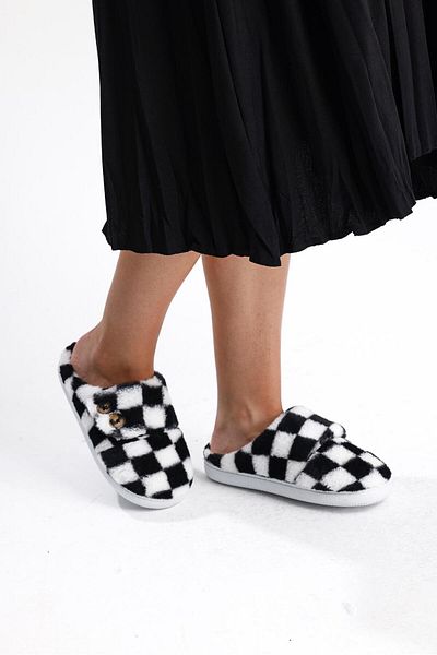 NOVİNS Women's Plush Button Detailed Comfortable Flexible Soled Washable House Slippers Dowry Slippers