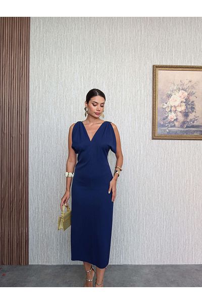 ESRAHELVACI V-Neck Shoulder Buckle Detailed Midi Dress