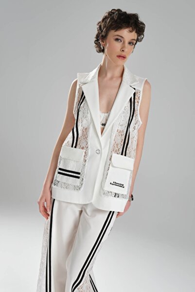 tw3 Women's Lace and Ribbon Detailed Design Vest