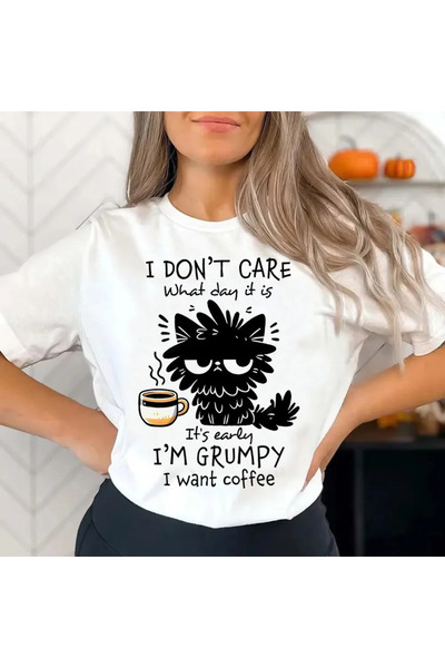 Tarzsokak قطة بيضاء مضحكة في سن المراهقة كورية عتيقة ملونة برسومات جرانيك باس...