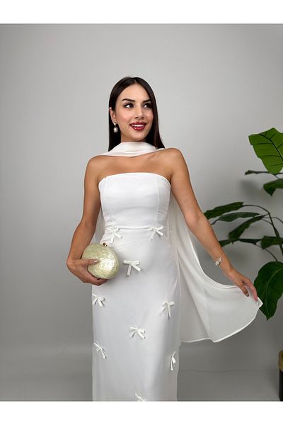 GİZONLY Strapless Bow Detail Long Evening Dress - Elegant Cape Design