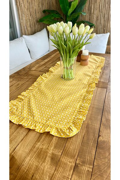 Decamor home Daisy Pattern Yellow Full Ruffle Runner