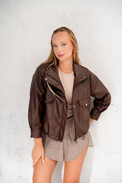 MEYASU Дамско кожено яке с джобове и набори отстрани - Oversize