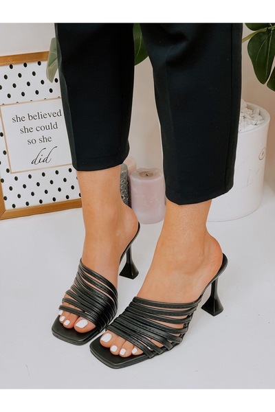 Shoego Stylish Design Black Heeled Slippers