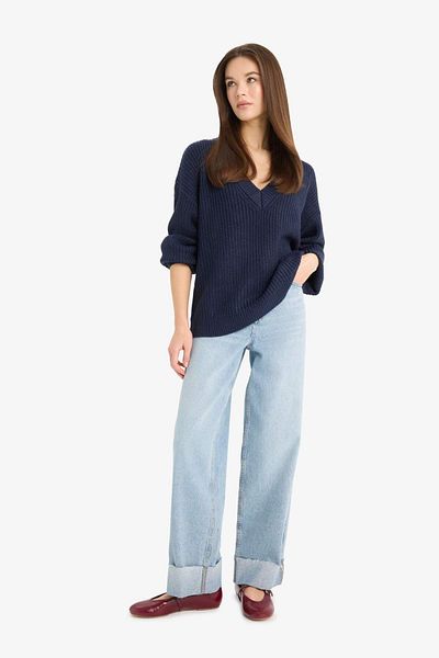 DeFacto Oversize Wide Fit V-Neck Knitwear Sweater Z7135Az25Wn
