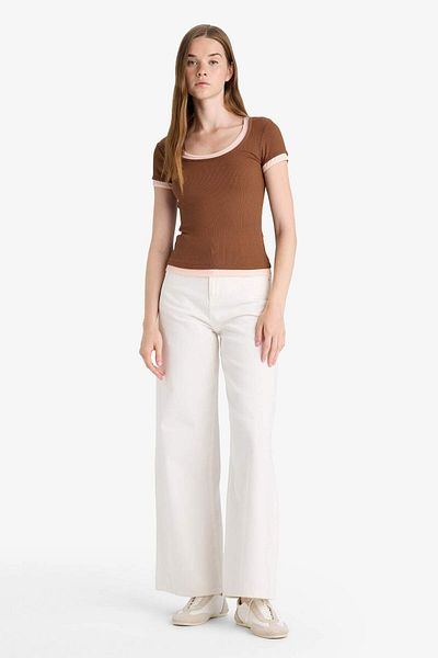 DeFacto U Neck Ribbed Camisole Short Sleeve T-Shirt F8743Ax25Au