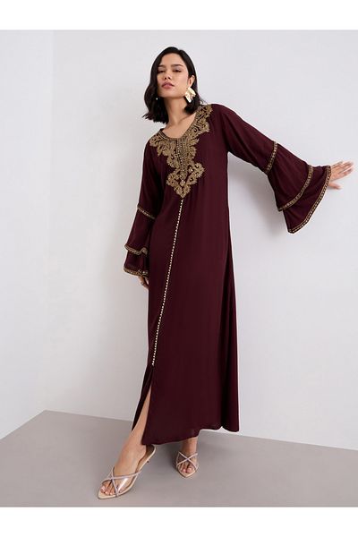 Styli Layered Flare Sleeve Jalabiya with Thread Embroidery