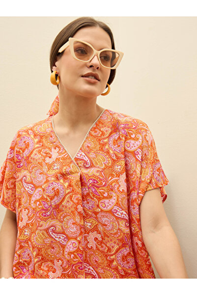 Sassafras By Styli Paisley Print V Neck Top and Flared Pants Co-Ords