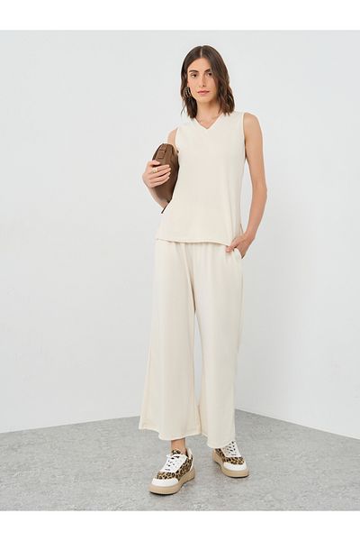 Styli Women Cream Sleeveless Top and Pants Co-Ords