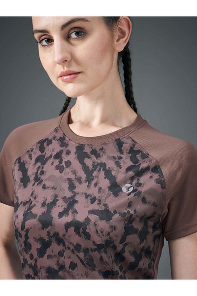 Technosport By Styli Graphic Print Raglan Sleeve Top