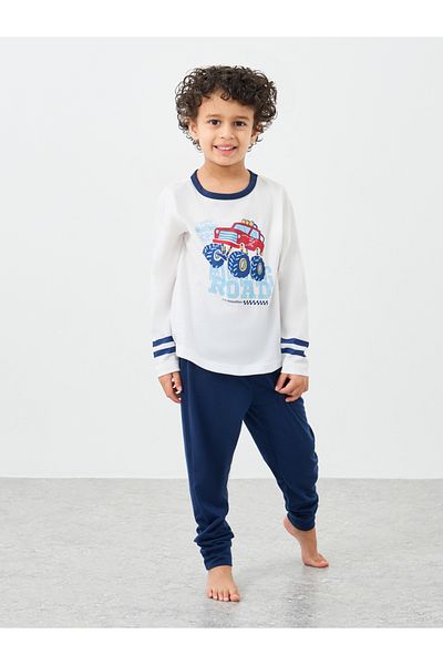 Styli Car Graphic Print T-Shirt and Pyjama Set