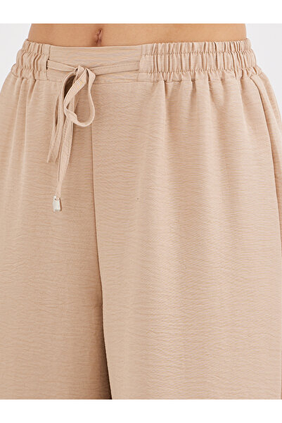 Styli Solid Drawstring Waist Wide Leg Pants