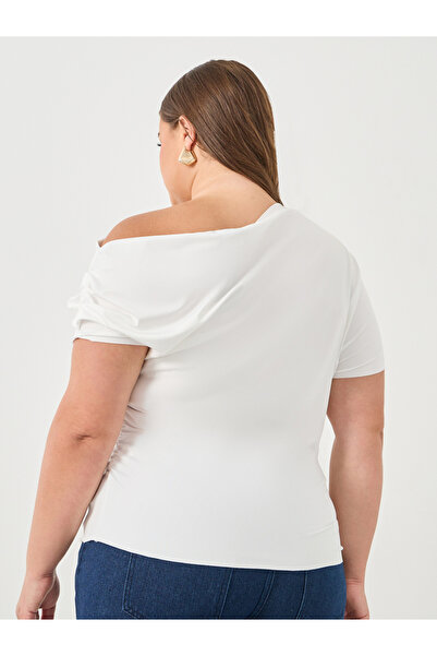Styli Plus Top with Asymmetric Neck and Short Sleeve