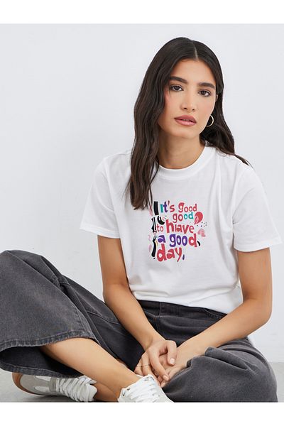 Styli Have A Good Day Slogan Regular Fit T-Shirt