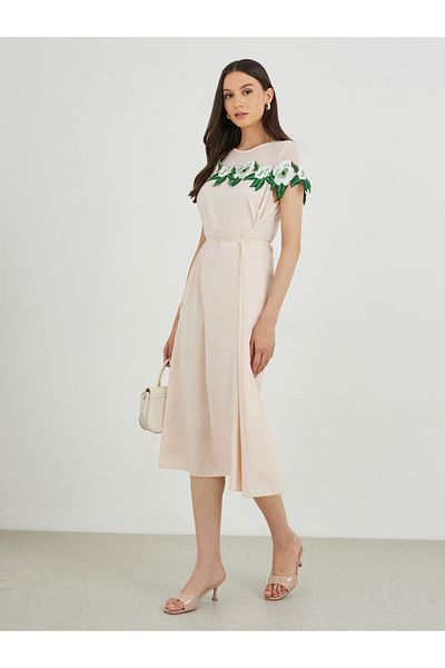 Styli Floral Lace Insert Round Neck Midi Dress