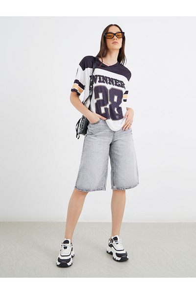 Styli Women White Graphic Print V Neck Oversized T-Shirt