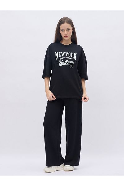Styli Black NY Print Oversized T-Shirt and Wide Leg Joggers Co-Ords