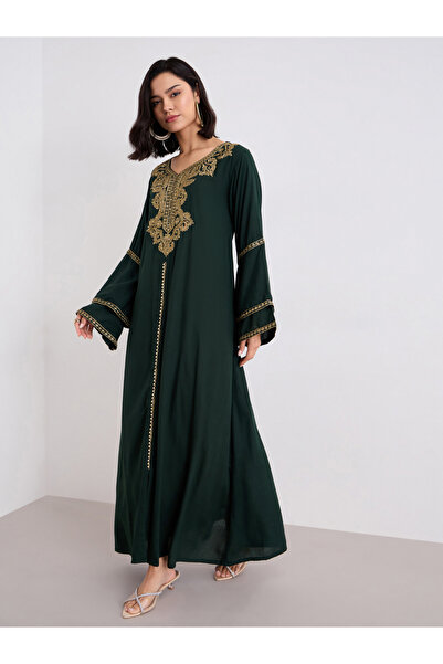 Styli جلابية بأكمام واسعة وطبقات مع تطريز خيطي