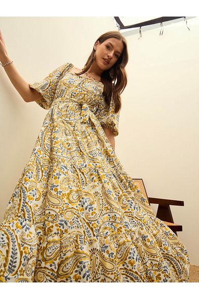 Sassafras By Styli Beige Paisley Print Belted Maxi Dress