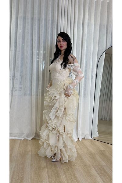 MOAN Evening dress with ruffled jazz ribbons