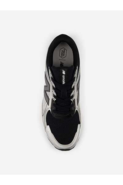 New Balance Amaste Shoes