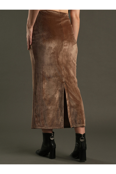 Globus By Styli Velvet Look High Rise Stretchable Pencil Midi Skirt