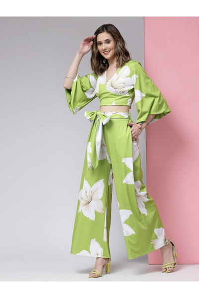 Kassually By Styli All-Over Floral Print Crop Top and Palazzo Co-Ords