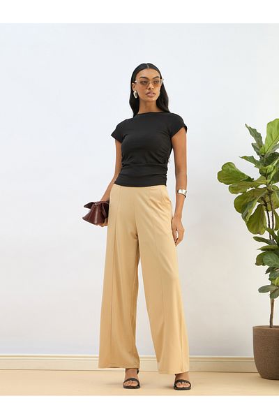 Sassafras By Styli Black Knitted Short Sleeve Ruched Crop Top
