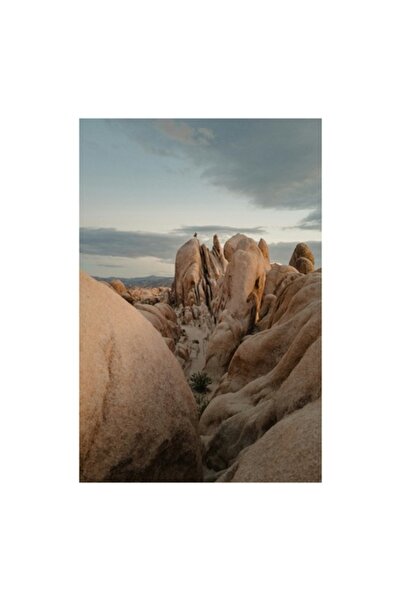 OEM Pictură pe pânză, „Singur pe stâncile pustii”, Pietre, Cer, Nori, Apus de soare, Persoană, Stânci, Munte