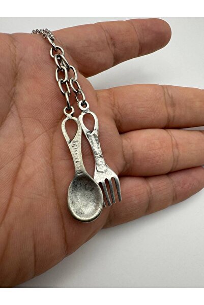 Yuchicly قلادة على شكل شوكة وملعقة بتصميم الطباخ - إكسسوار معدني للنساء والرجال