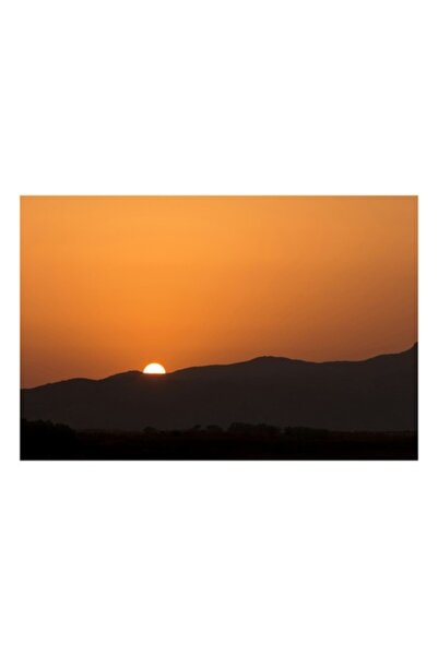 OEM Tablou Canvas, 'Apus linistit peste munti negri'