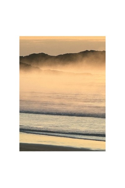 OEM Tablou Canvas, "Misterul diminetii pe litoral", Valuri, Ceata, Munti, Apus, Lumina, Aurie, Ocean, Si