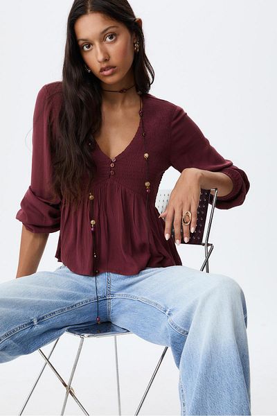 Stradivarius Loose-fitting long sleeve blouse