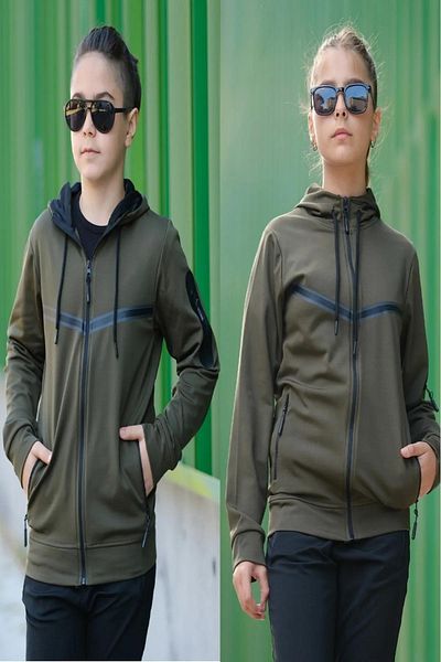 Zaziko Kids Unisex Diving Fabric Hooded Tracksuit Set Esf-600