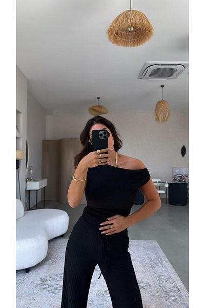 Buket Teke Black Off-The-Shoulder Gathered Seersucker Suit